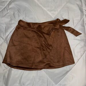 HALARA Brown Mini Wrap Skirt